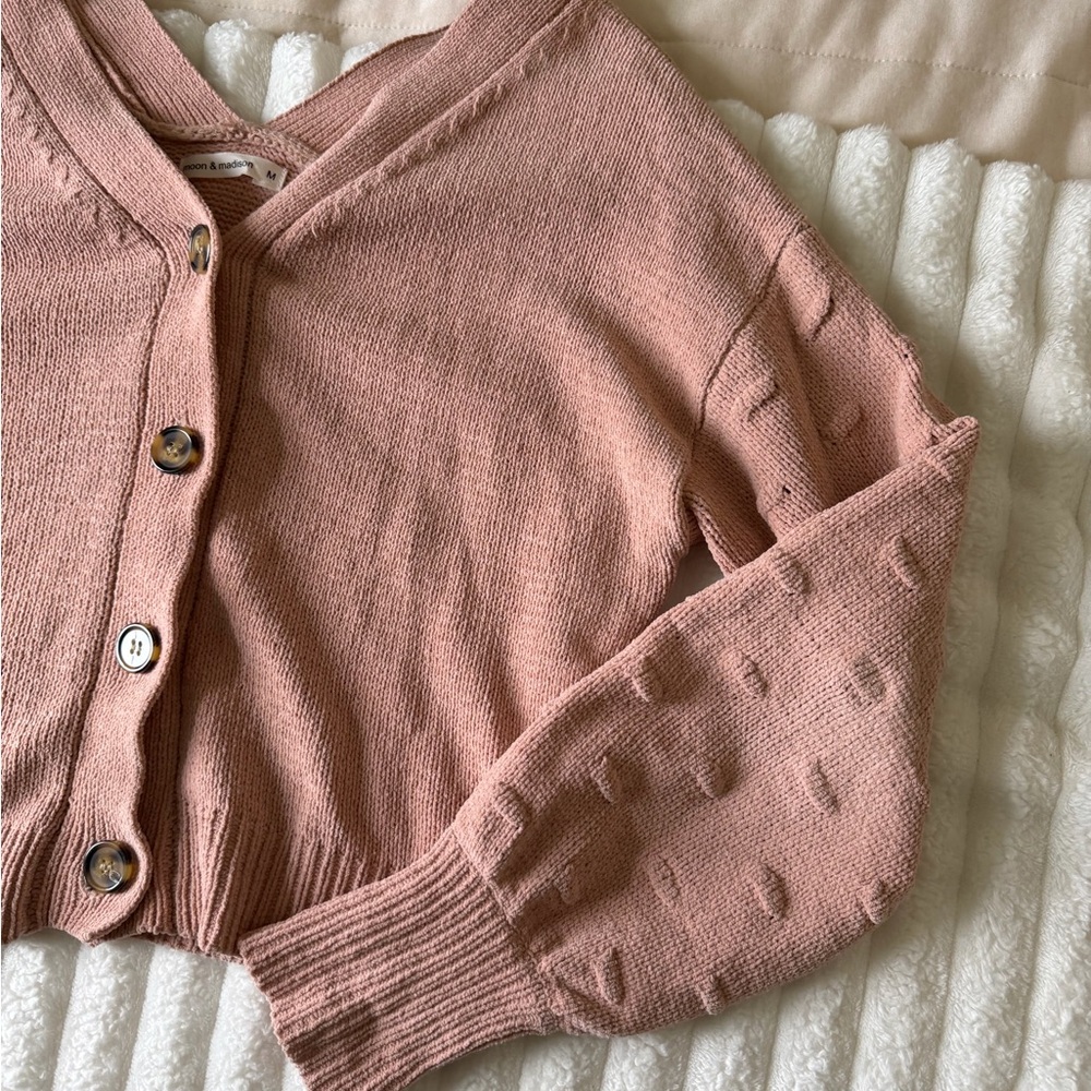 Moon and Maddison Blush Pink Cropped Knit Cardigan Sweater - Picture 2 of 5